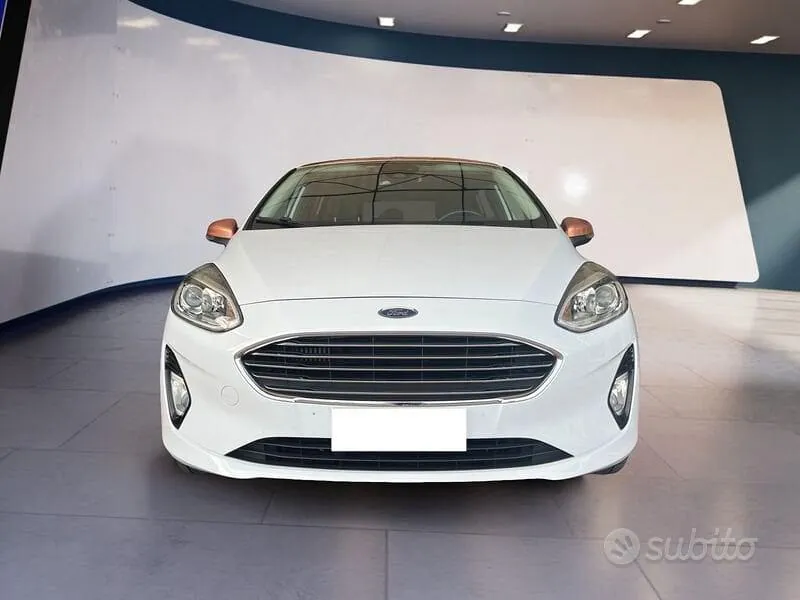 Ford Fiesta 2017 photo 2