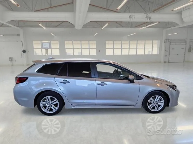 Toyota Corolla 2022 photo 3