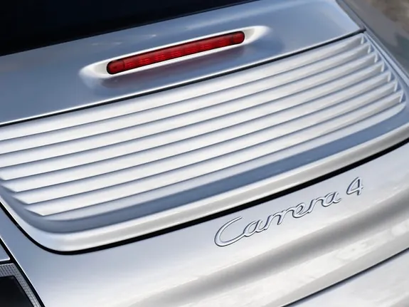 Porsche 911 Carrera 4 1999 photo 3