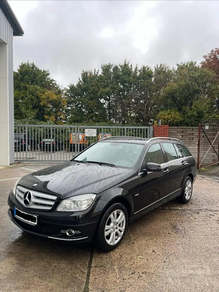 Mercedes-Benz C180 2009 photo 1