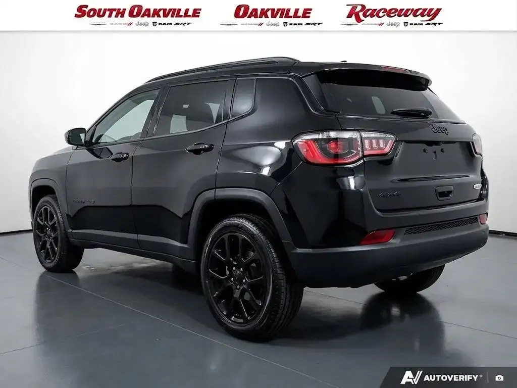 Jeep Compass 2026 photo 4