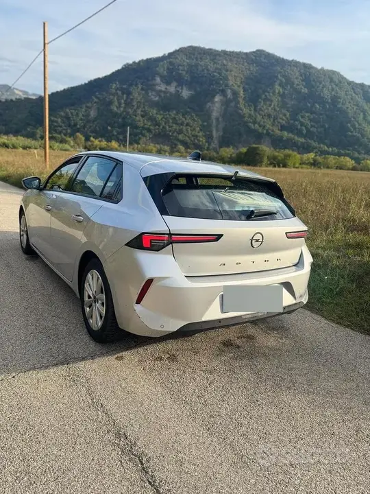 Opel Astra 2023 photo 5