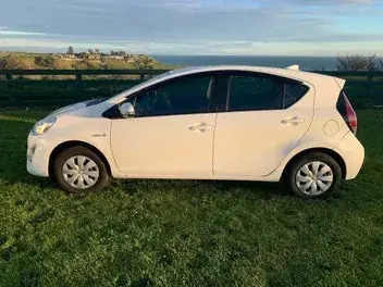 Toyota Aqua 2016 photo 3