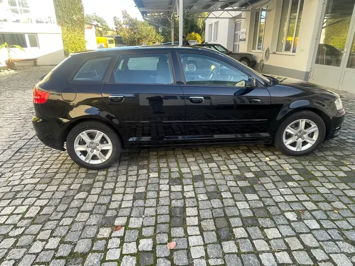 Audi A3 Sportback 2012 photo 2