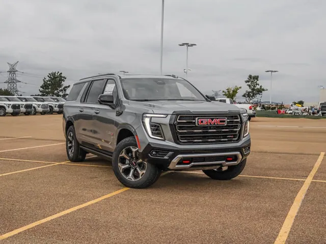 GMC Yukon Xl 2026 photo 2