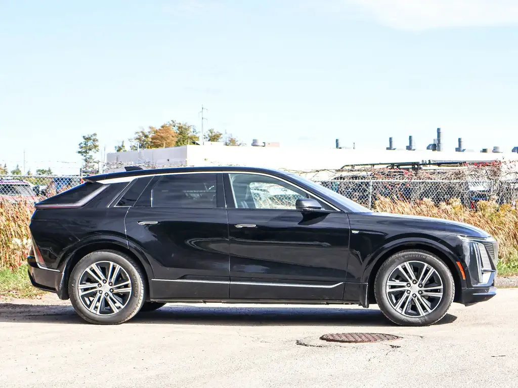 Cadillac Lyriq 2024 photo 3