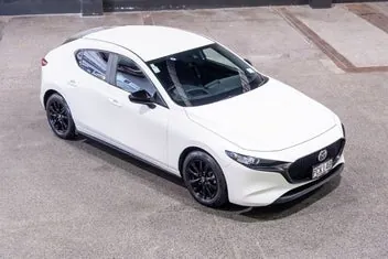 Mazda 3 2022 photo 3