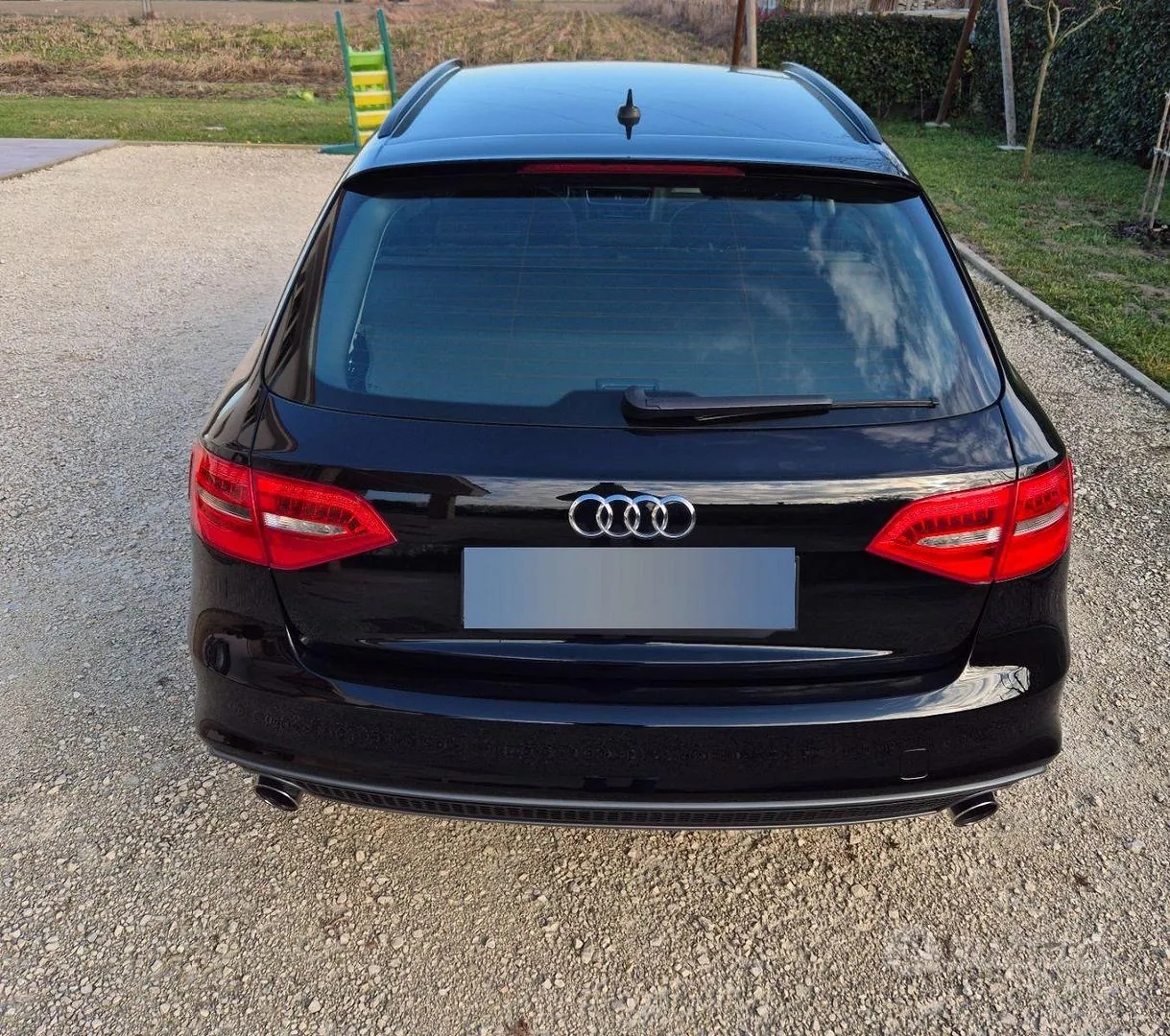 Audi A4 2015 photo 2