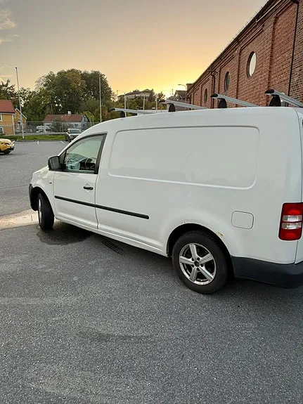 Volkswagen Caddy Maxi 2015 photo 2