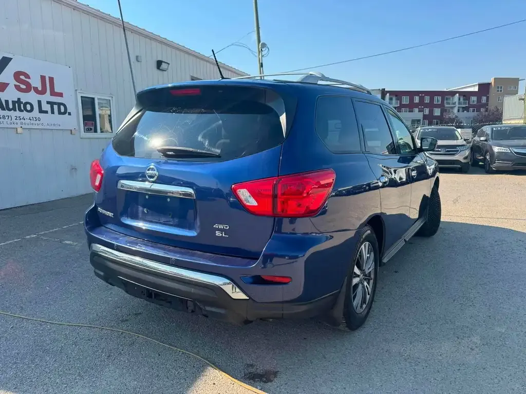 Nissan Pathfinder 2018 photo 3