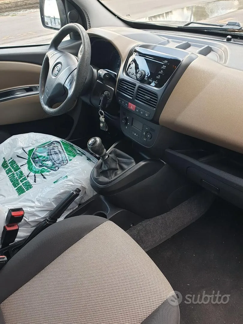 Opel Combo 2015 photo 2