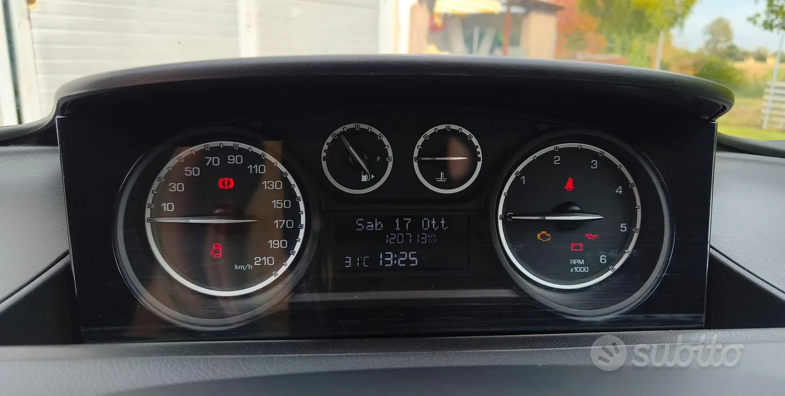Lancia Ypsilon 2013 photo 5