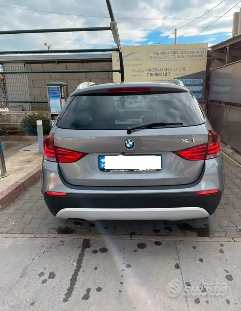 BMW X1 2010 photo 2