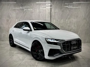 Audi Q8 2021 photo 2