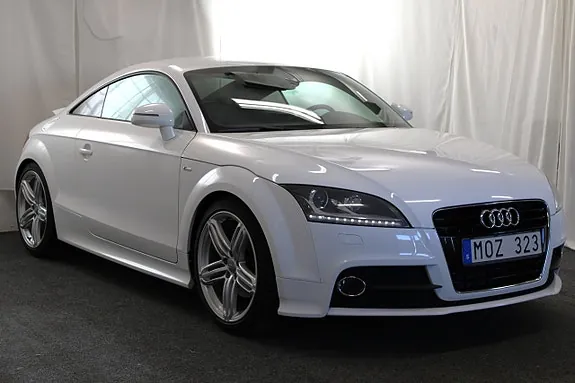 Audi Tt 2011 photo 2