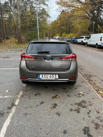 Toyota Auris 2018 photo 2