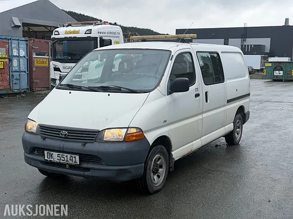 Toyota Hiace