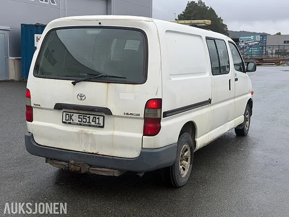 Toyota Hiace 2003 photo 4