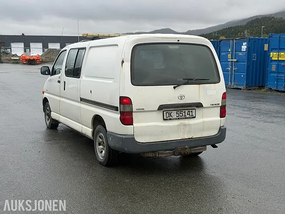 Toyota Hiace 2003 photo 3