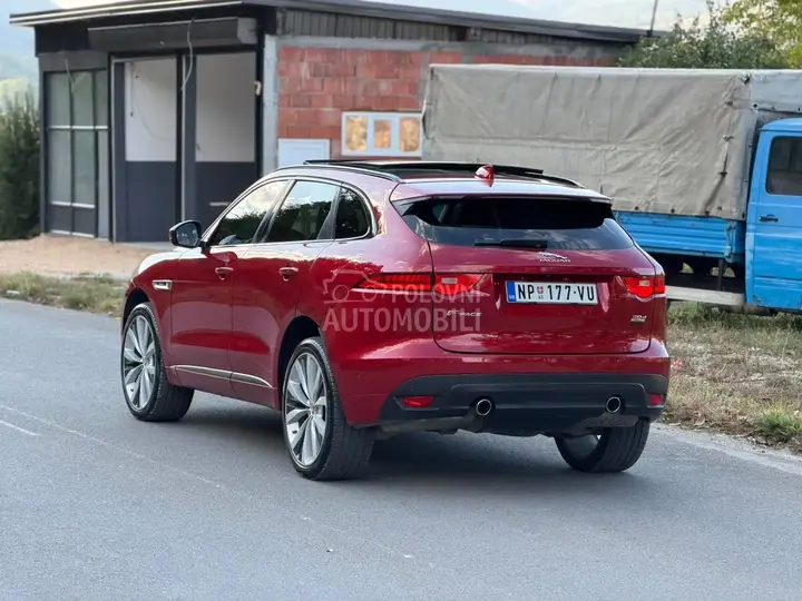 Jaguar F-Pace 2016 photo 5