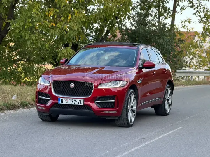 Jaguar F-Pace 2016 photo 2