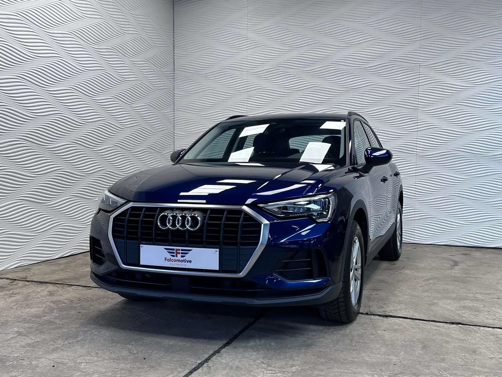 Audi Q3 2021 photo 4
