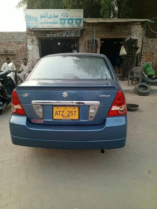 Suzuki Liana