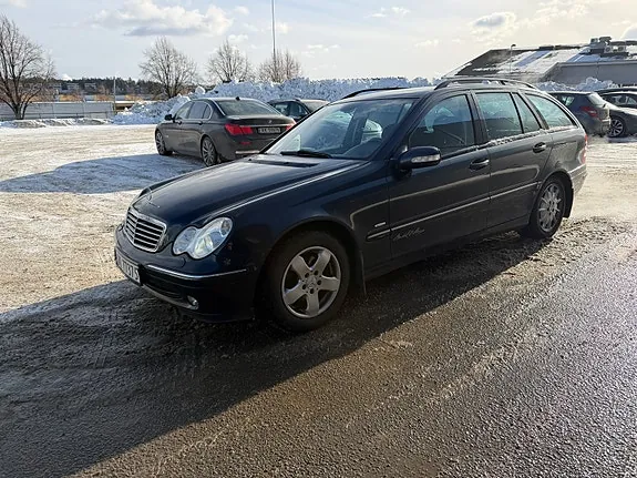Mercedes-Benz C180 2004 photo 4
