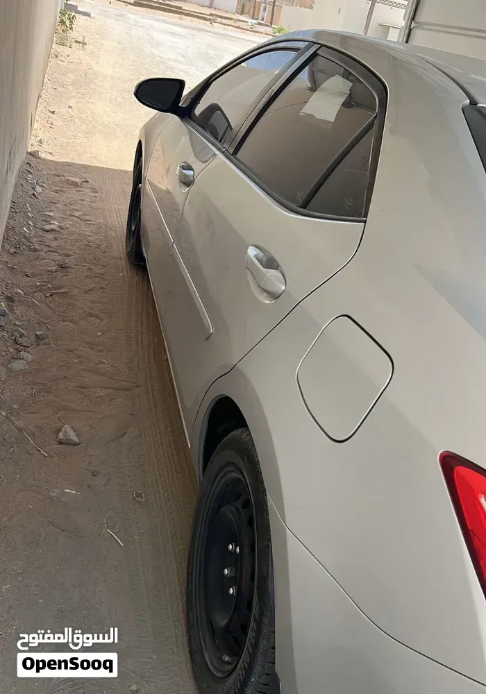 Toyota Corolla 2014 photo 3