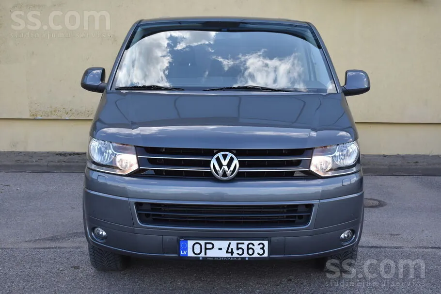 Volkswagen Caravelle 2011 photo 3
