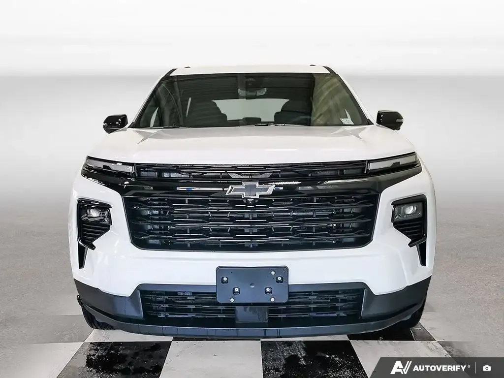 Chevrolet Traverse 2026 photo 2