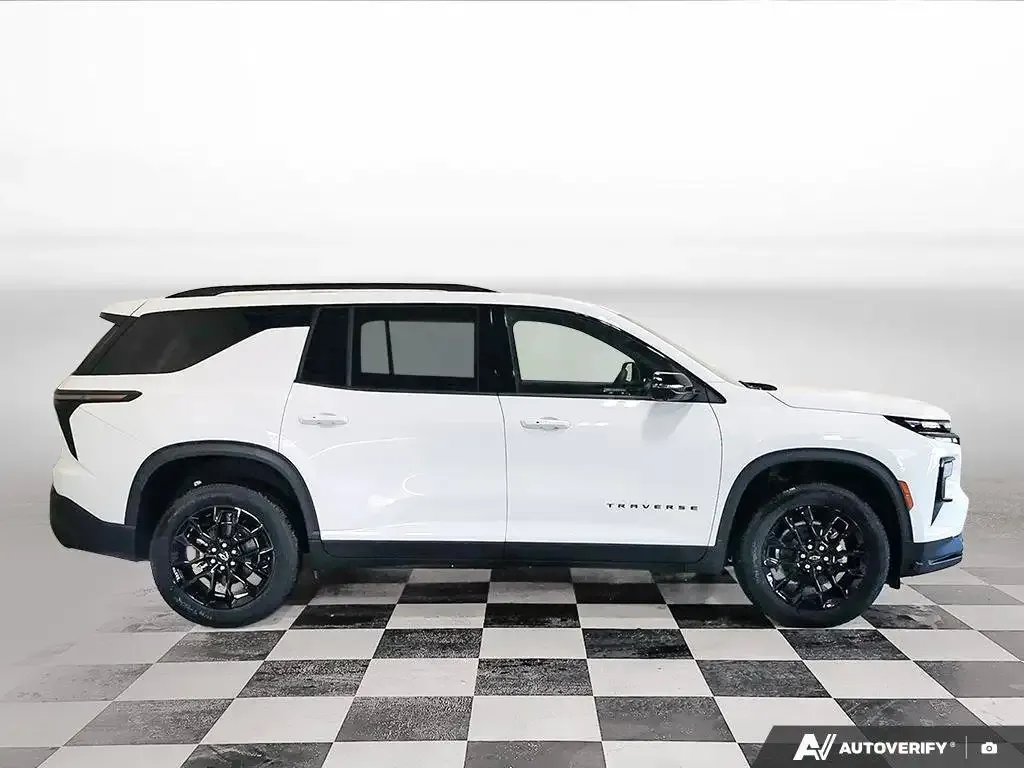 Chevrolet Traverse 2026 photo 3
