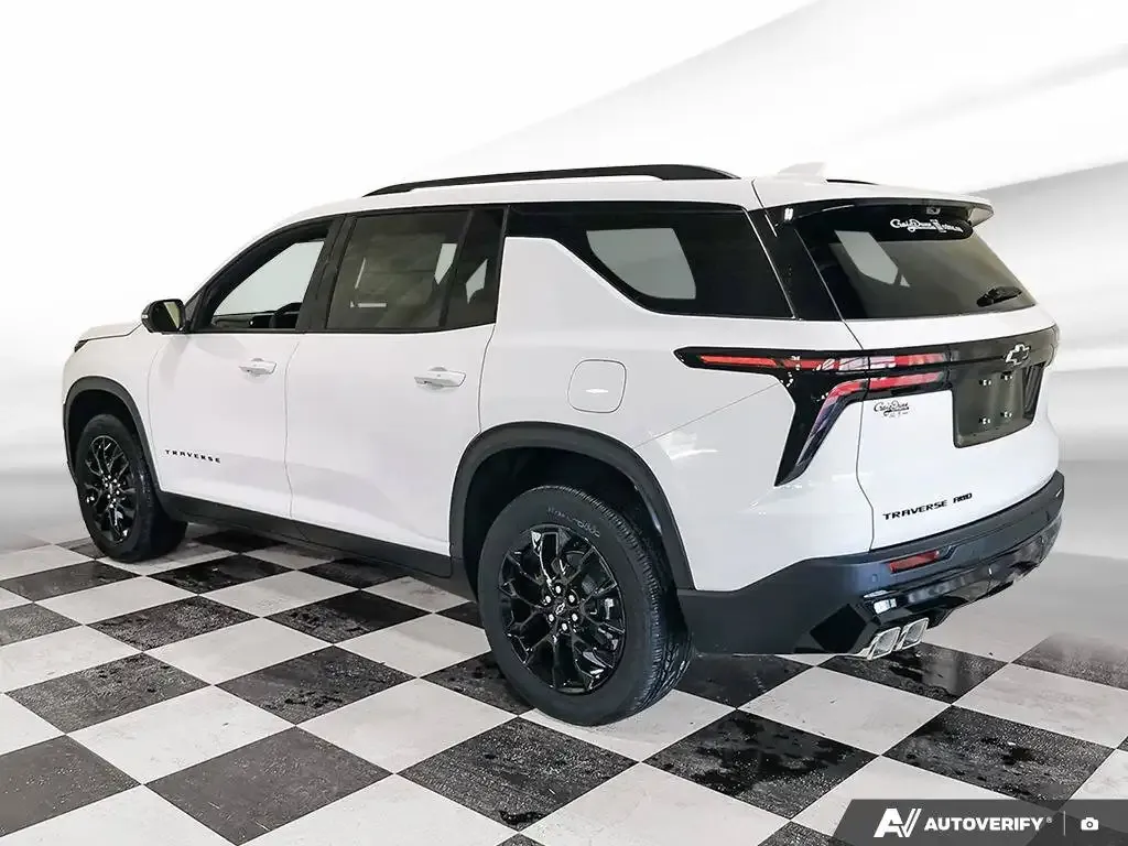 Chevrolet Traverse 2026 photo 4