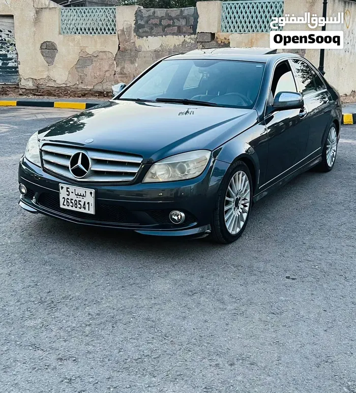 Mercedes-Benz C230 2009 photo 4