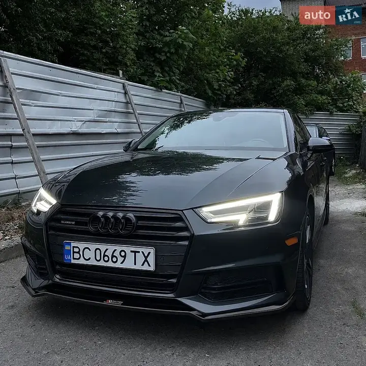 Audi A4
