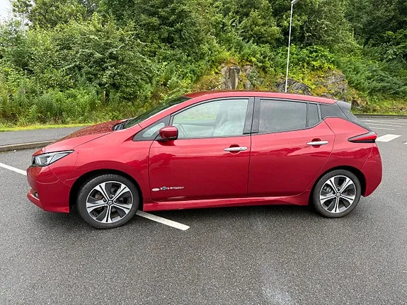Nissan Leaf 2018 photo 4