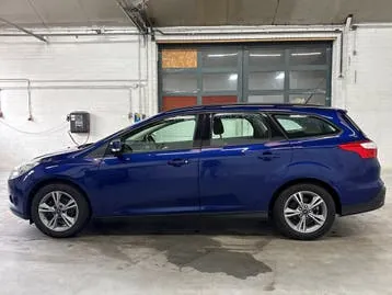 Ford Focus 2014 photo 2