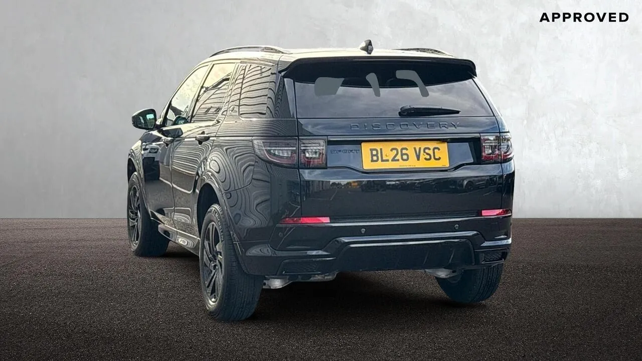 Land Rover Discovery Sport 2026 photo 2