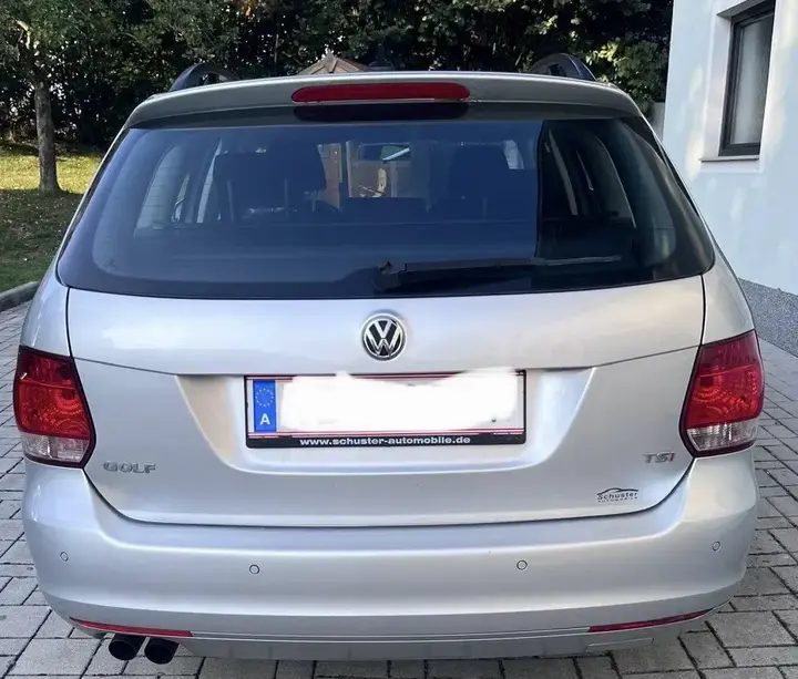 Volkswagen Golf 2010 photo 3