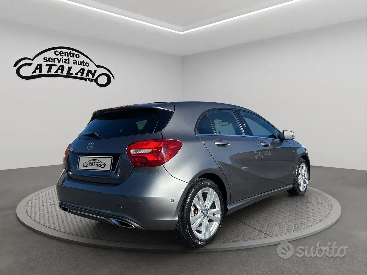 Mercedes-Benz A 180 2017 photo 5