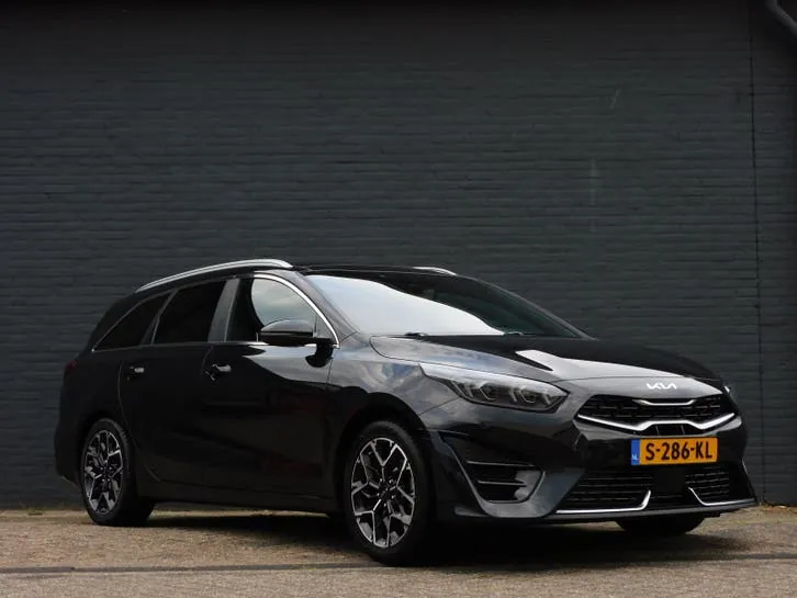 Kia Ceed 2023 photo 2