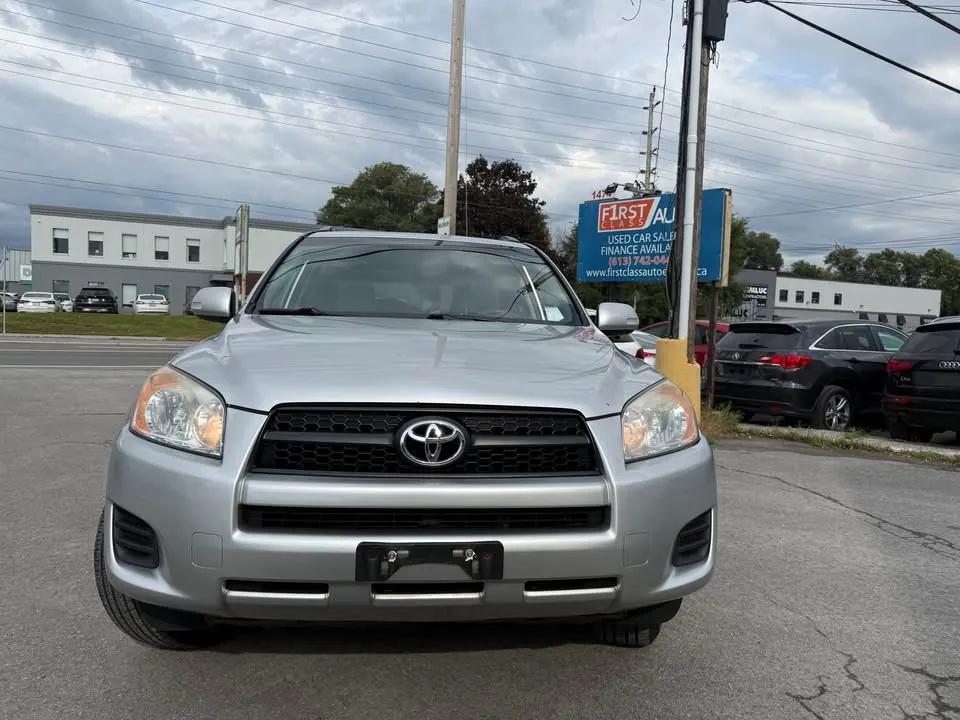 Toyota Rav4 2010 photo 2