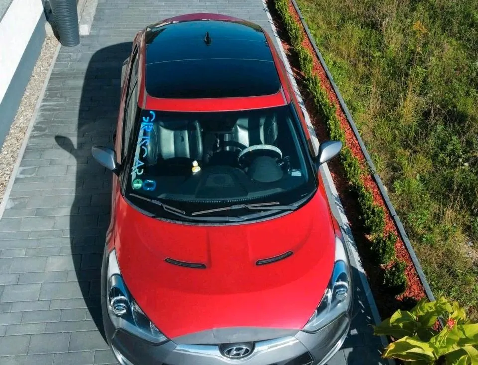 Hyundai Veloster
