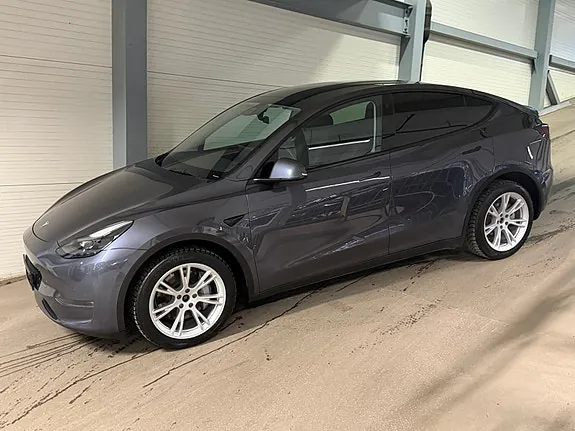 Tesla Model Y 2022 photo 3