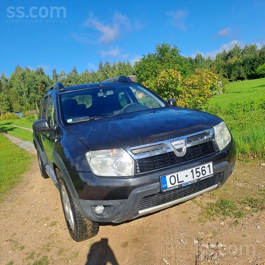 Dacia Duster 2010 photo 4