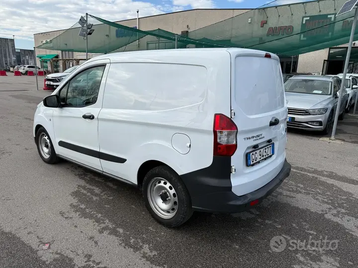 Ford Transit Courier 2021 photo 3