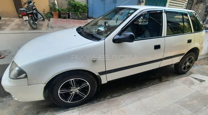 Suzuki Cultus