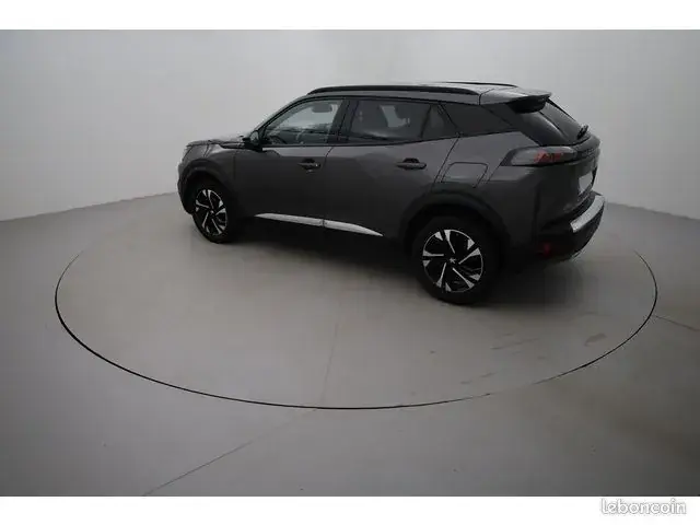 Peugeot 2008 2022 photo 5