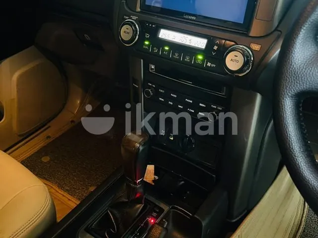 Toyota Land Cruiser Prado 2013 photo 3
