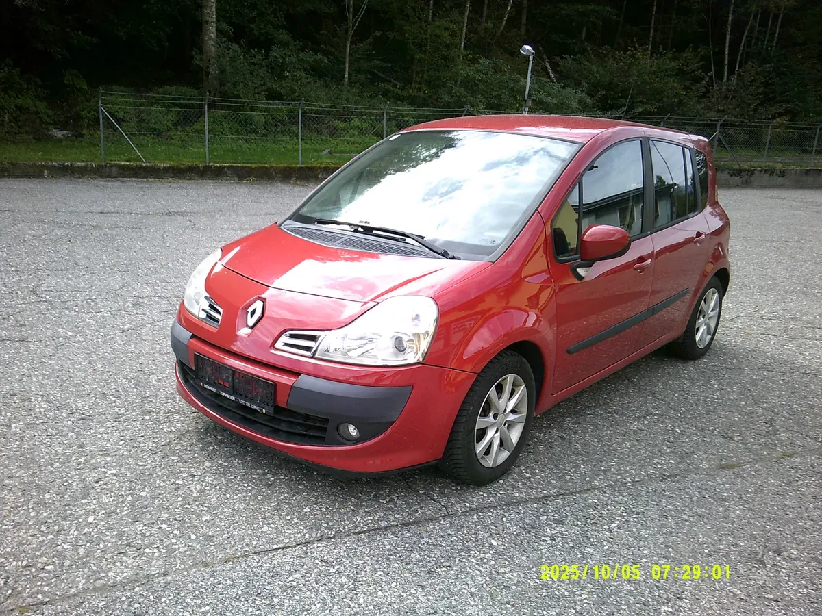 Renault Modus 2012 photo 2